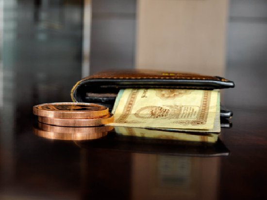 比特币跌破6万美元 大买家Strategy改革融资模式加剧市场焦虑